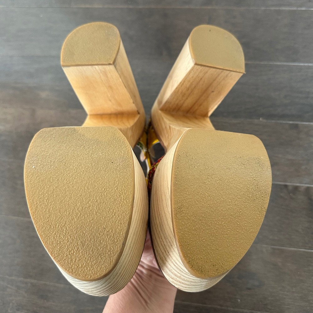 Free People Chunky Starlet Platform Clogs Embroidered Boho Festival Retro  38 - Picture 7 of 10